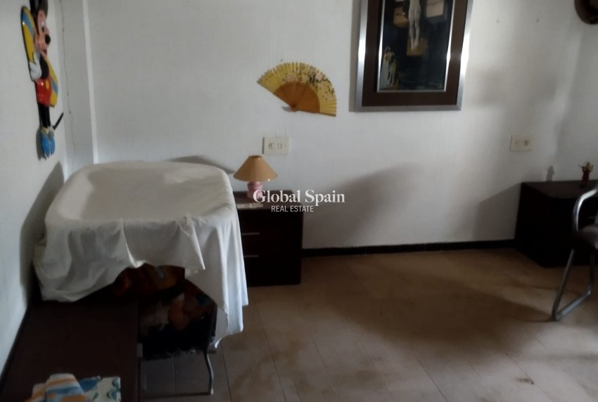 Revente - Bâtiment -
TORREVIEJA - Costa Blanca Sur