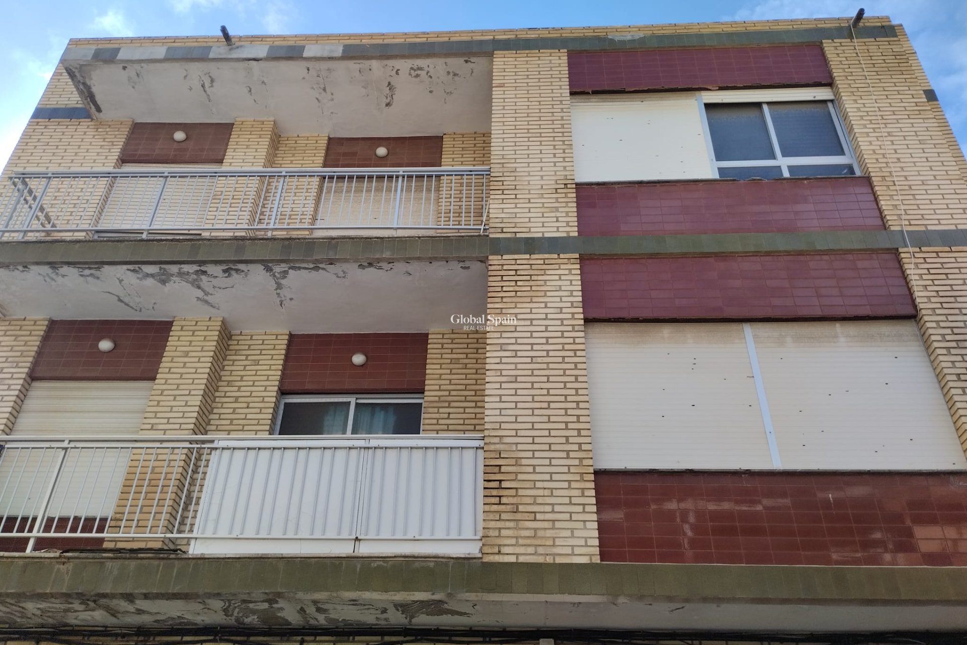 Revente - Bâtiment -
TORREVIEJA - Costa Blanca Sur