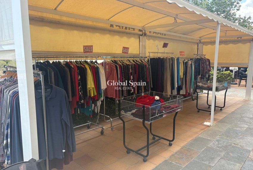 Revente - Boutique -
ALGORFA - LA FINCA GOLF / ALGORFA