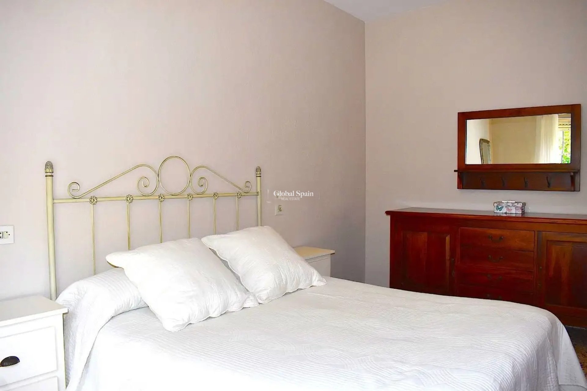 Revente - Chalet indépendant -
Albir - center