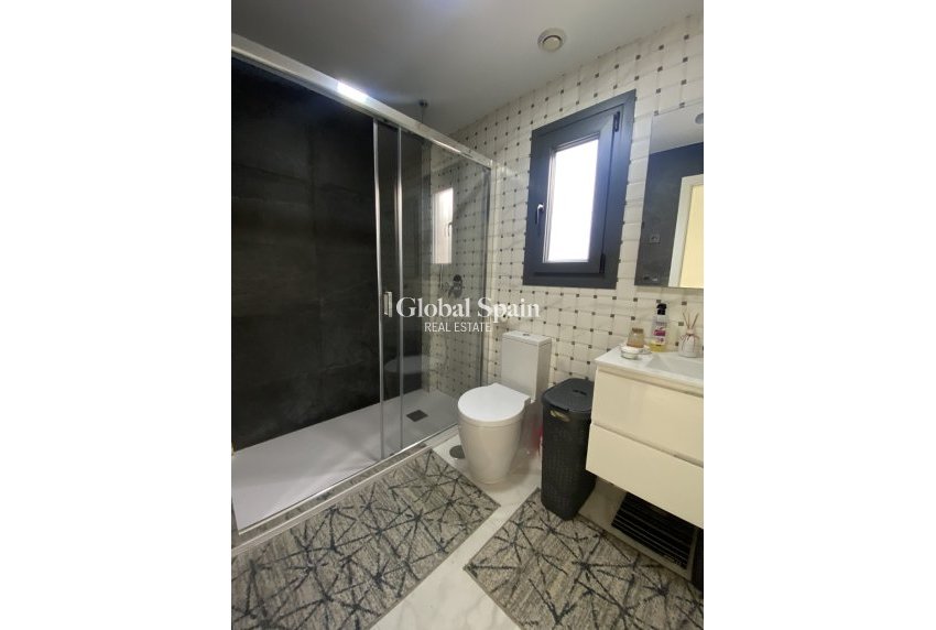 Revente - Chalet indépendant -
FINESTRAT