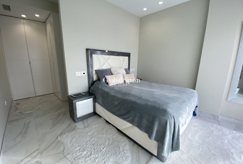 Revente - Chalet indépendant -
FINESTRAT