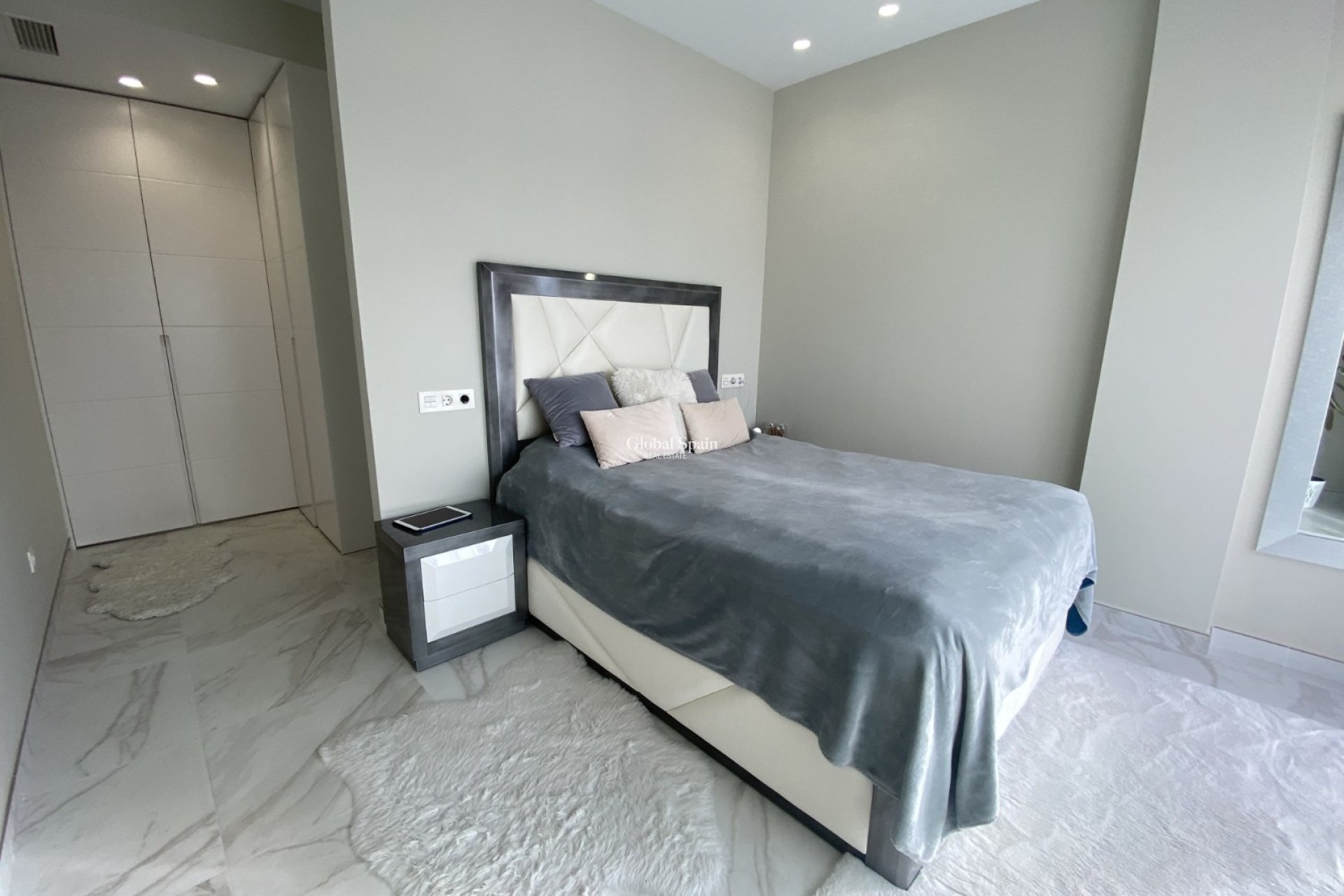 Revente - Chalet indépendant -
FINESTRAT