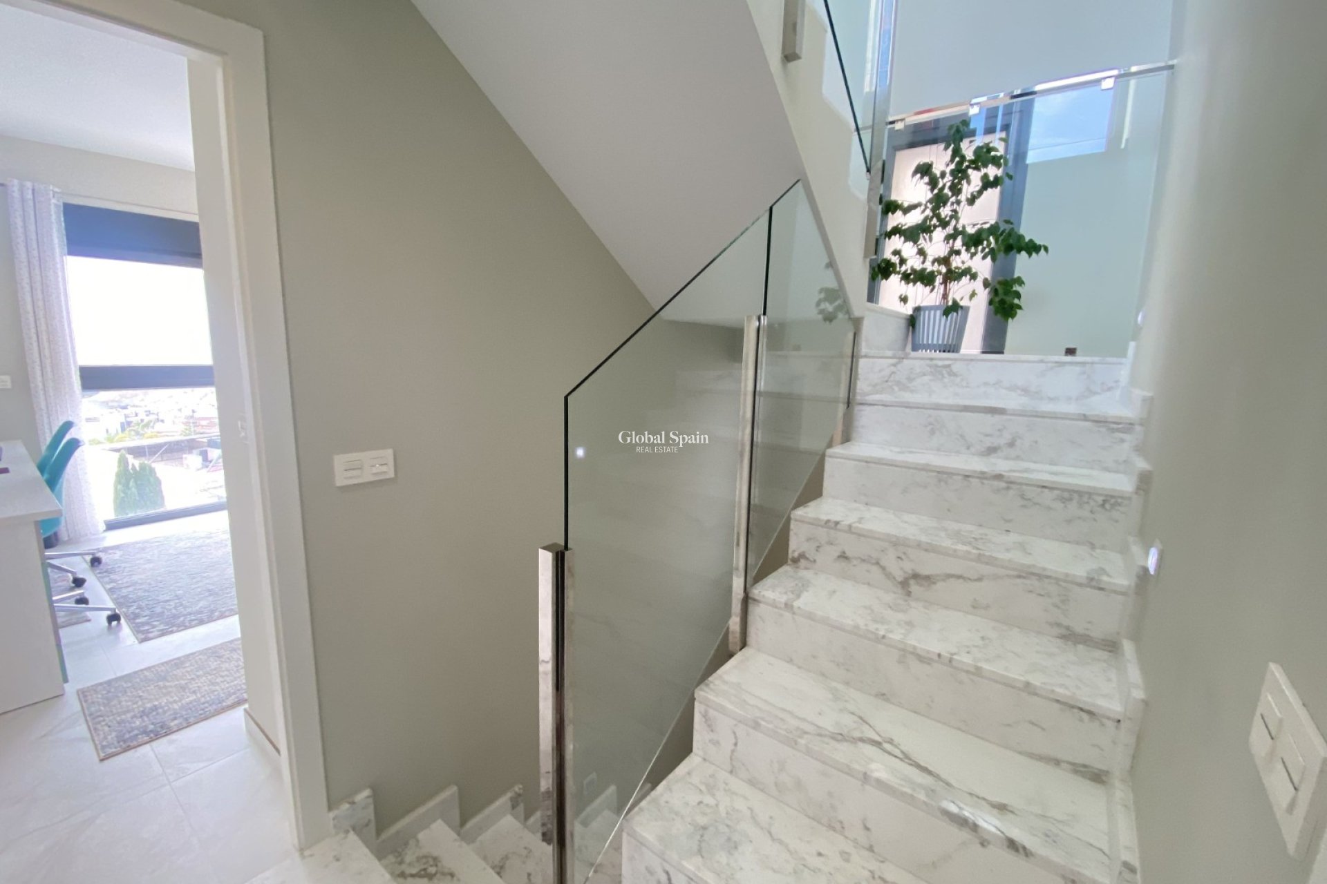 Revente - Chalet indépendant -
FINESTRAT