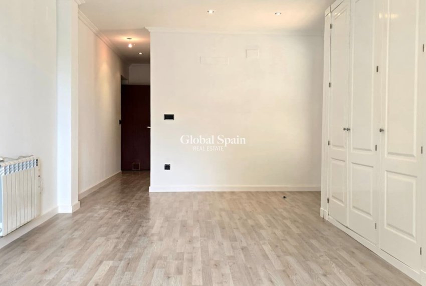 Revente - Chalet indépendant -
La Nucía - La nucia