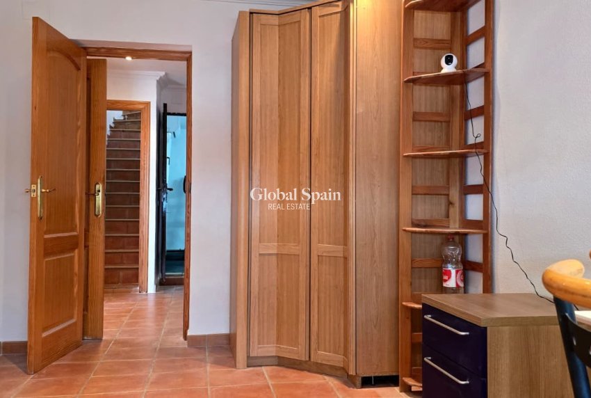 Revente - Chalet indépendant -
La Nucía - La nucia