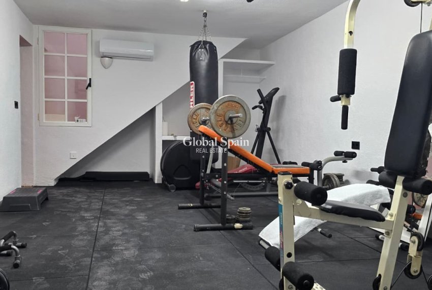 Revente - Chalet indépendant -
La Nucía - La nucia