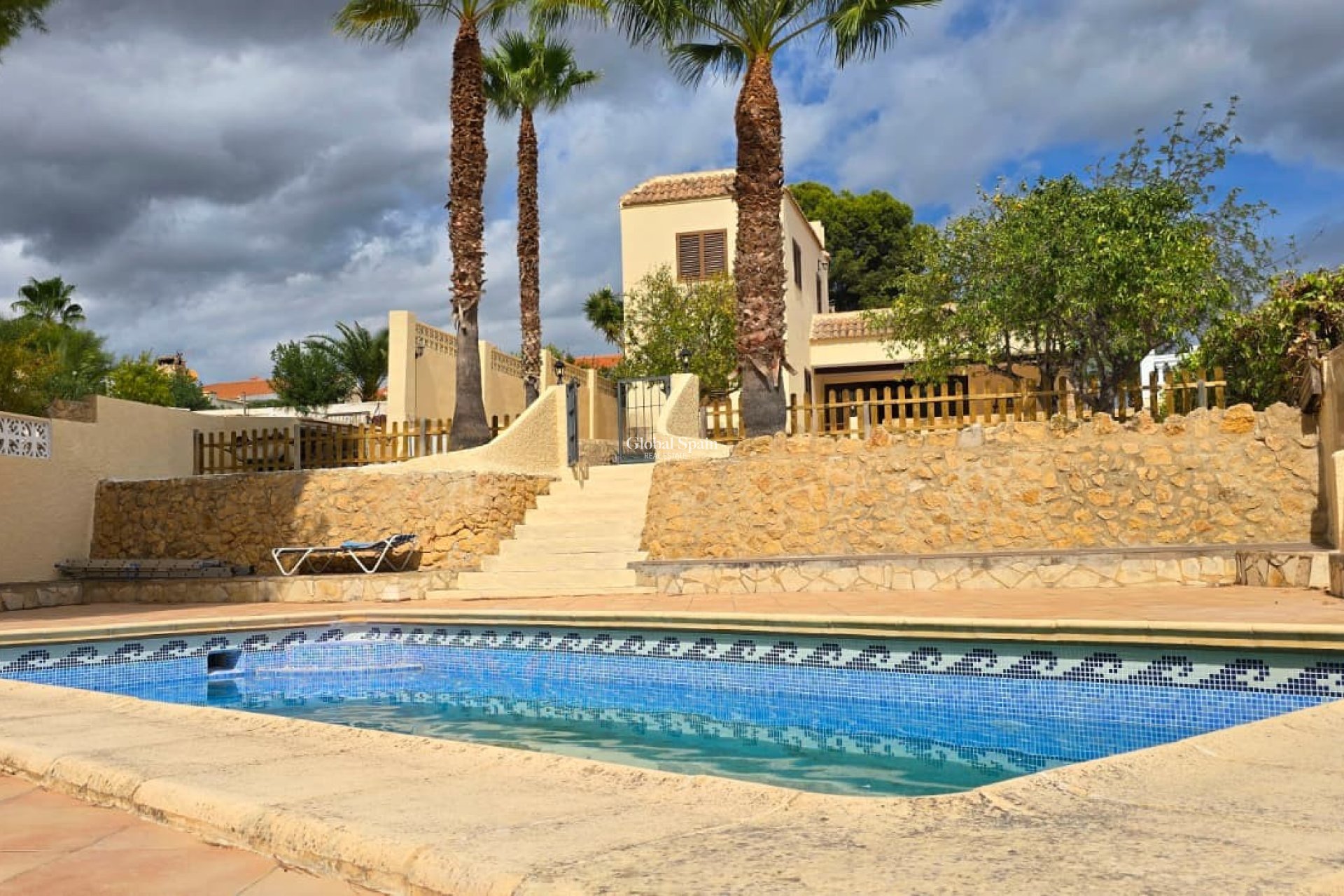 Revente - Chalet indépendant -
La Nucía - La nucia