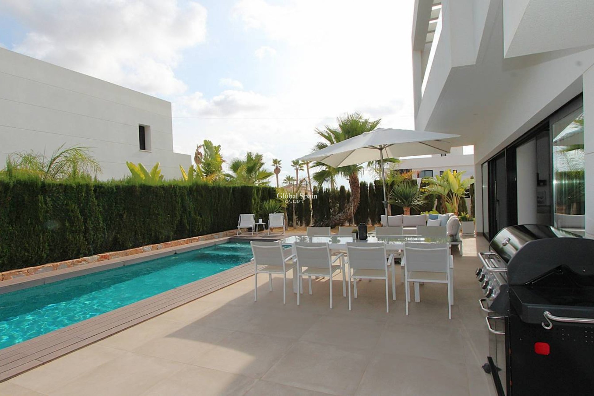 Revente - Chalet / Villa -
ROJALES - Cuidad Quesada