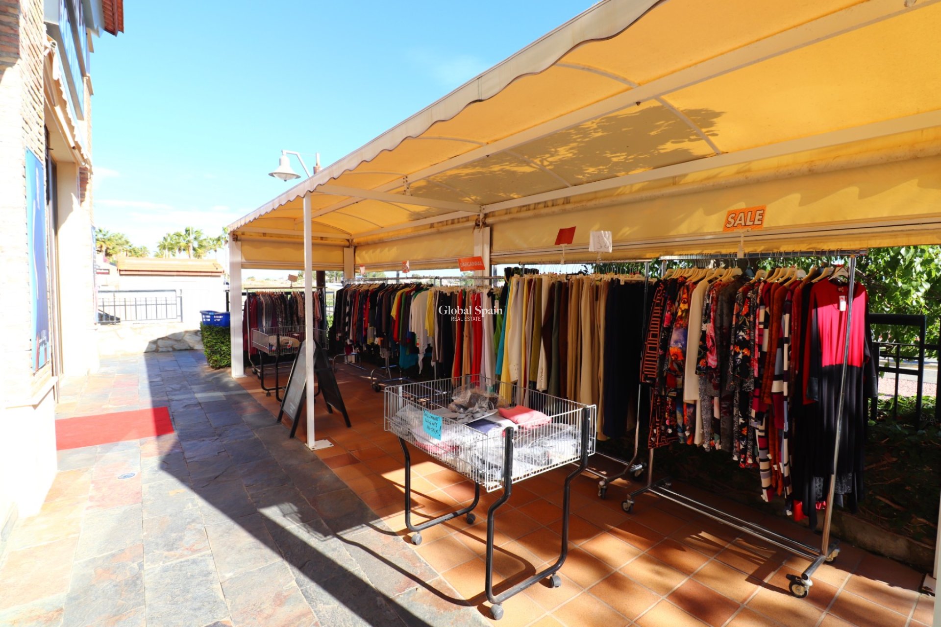 Revente - Commercial (bail) -
Algorfa - La Finca Golf Resort
