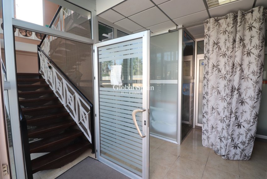 Revente - Commercial (bail) -
CIUDAD QUESADA - Ciudad Quesada - Town