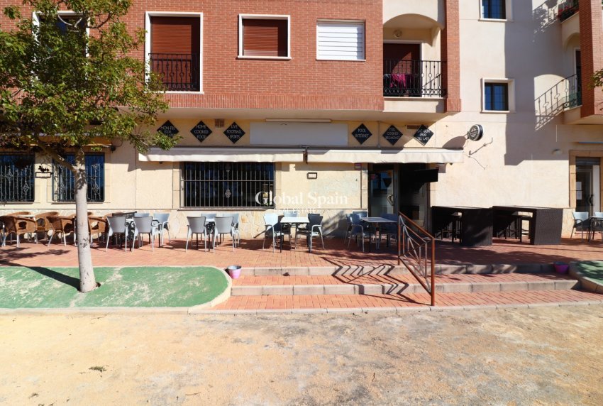 Revente - Commercial (bail) -
Formentera del Segura - Formentera - Village