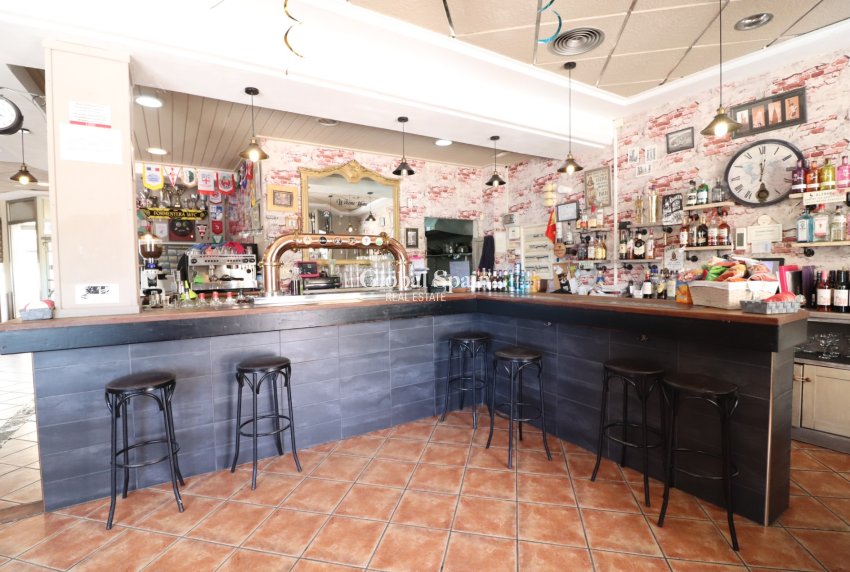 Revente - Commercial (bail) -
Formentera del Segura - Formentera - Village