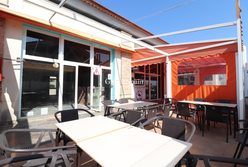 Revente - Commercial (Location) -
ALGORFA - La Finca Golf Resort