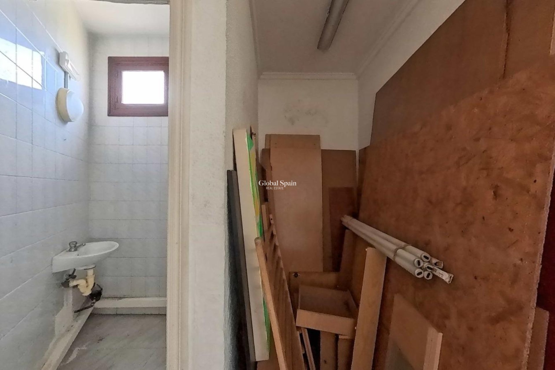 Revente - Commercial -
ORIHUELA COSTA - La Zenia