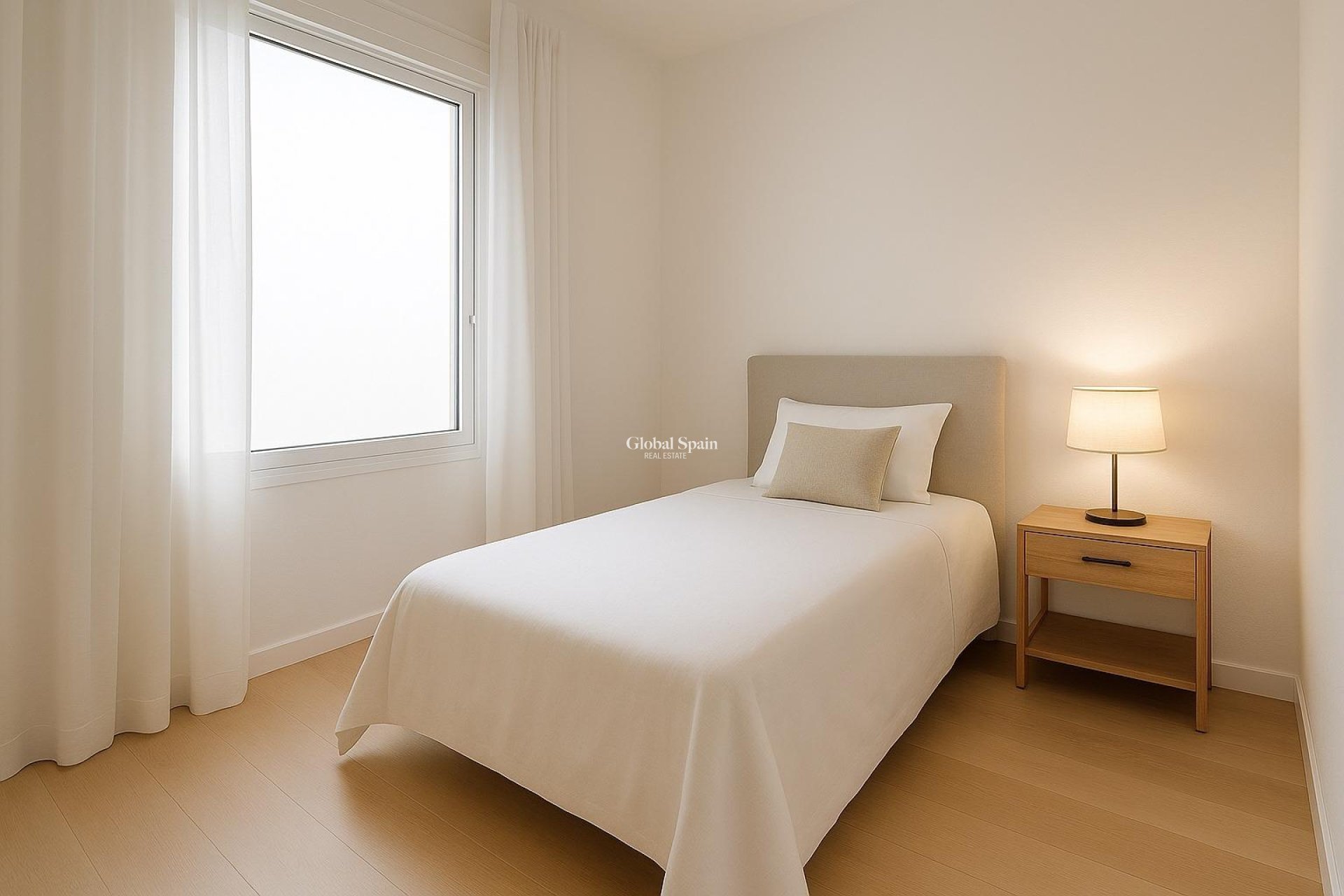 Revente - Commercial -
ORIHUELA COSTA - La Zenia