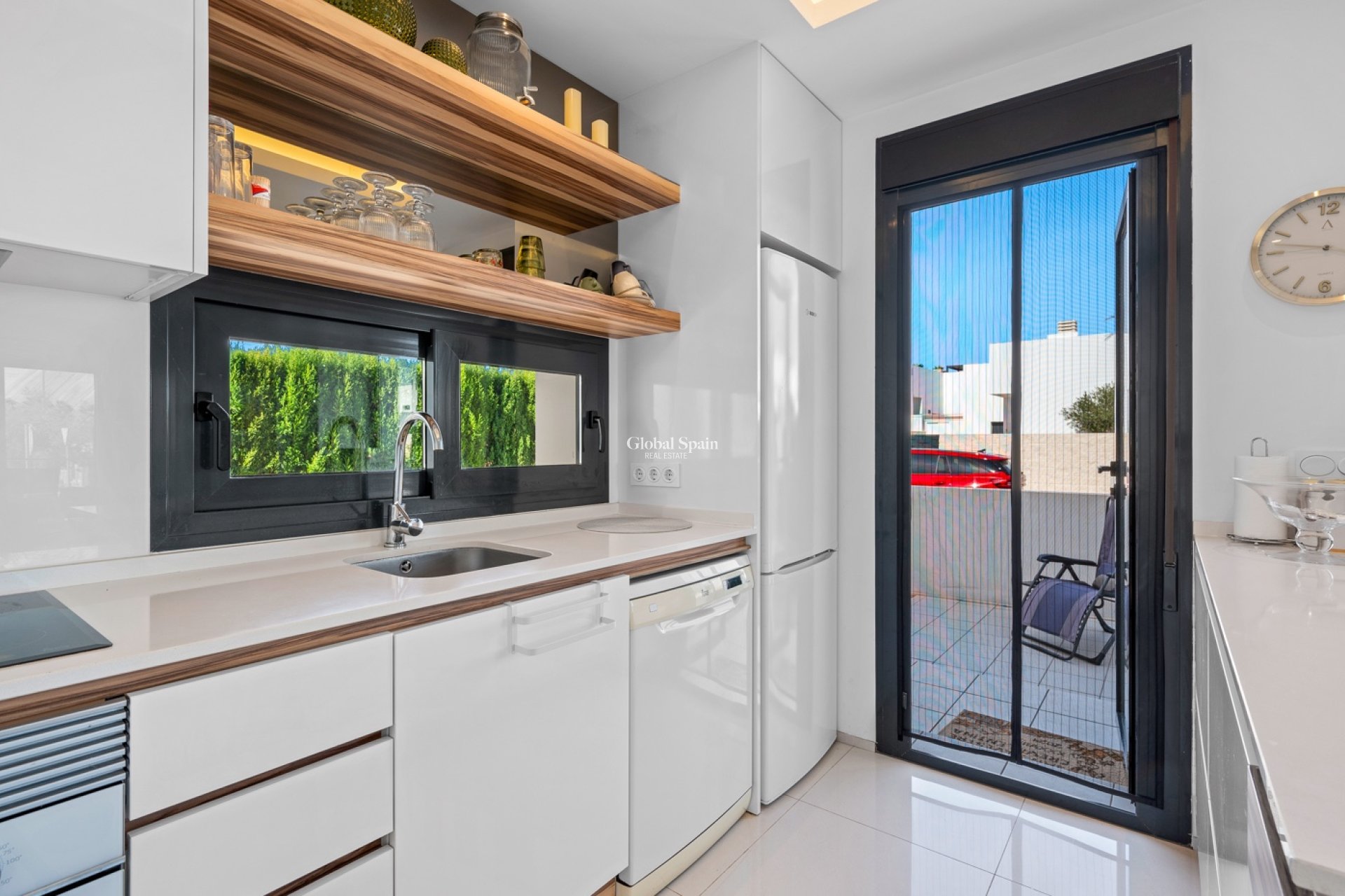 Revente - Duplex -
CIUDAD QUESADA