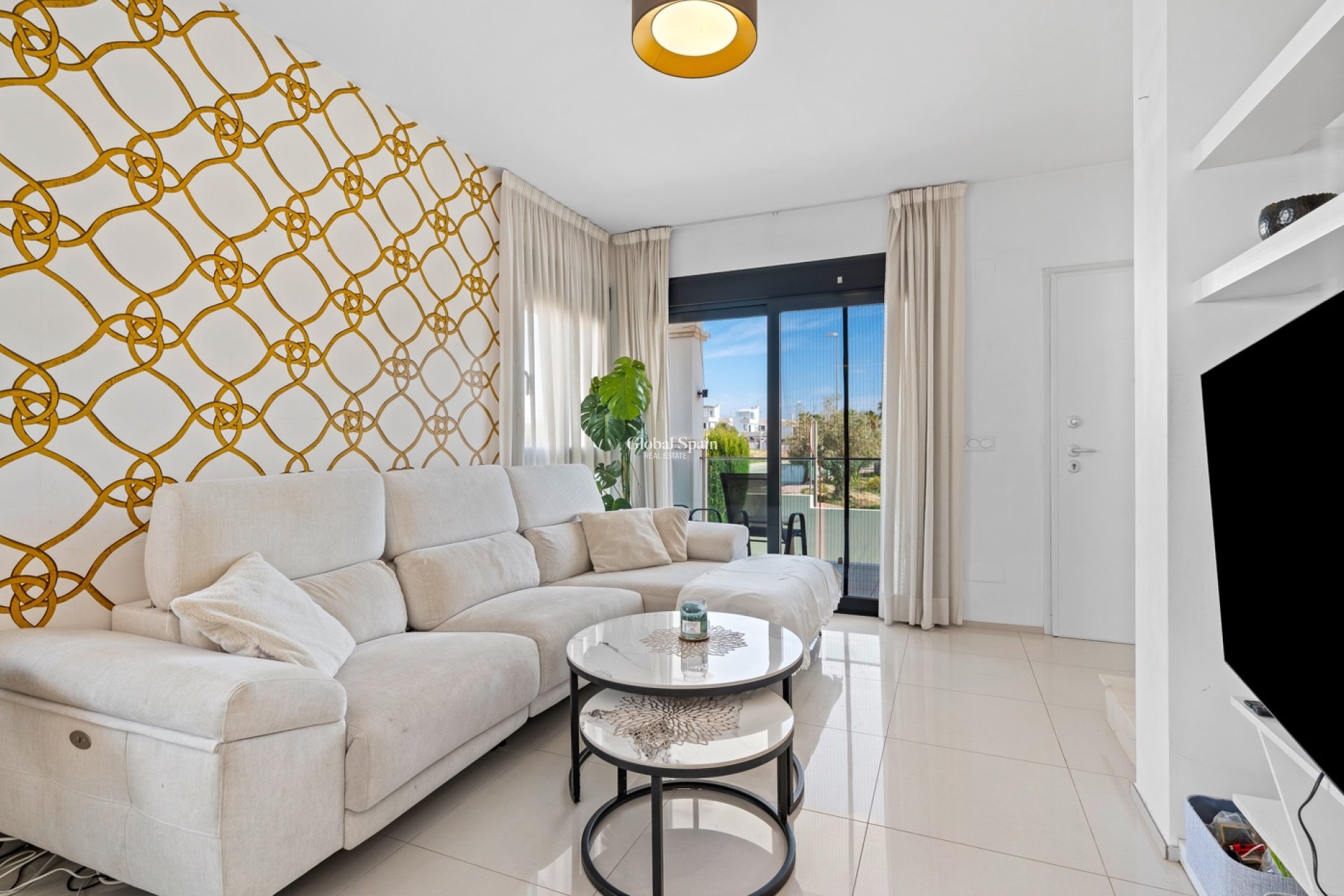 Revente - Duplex -
CIUDAD QUESADA