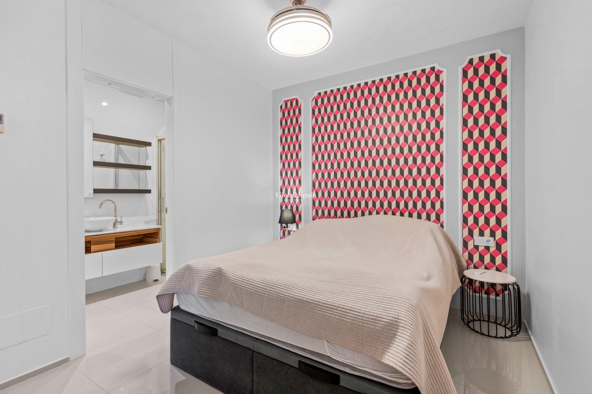 Revente - Duplex -
CIUDAD QUESADA