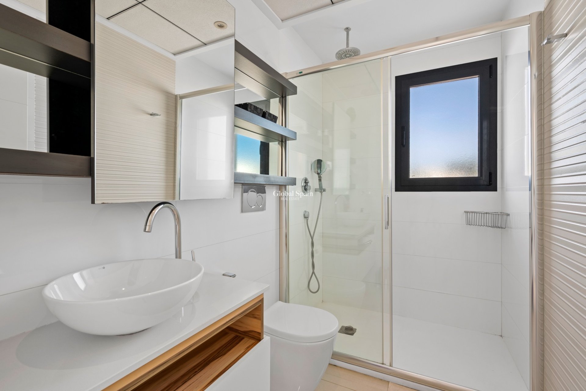 Revente - Duplex -
CIUDAD QUESADA