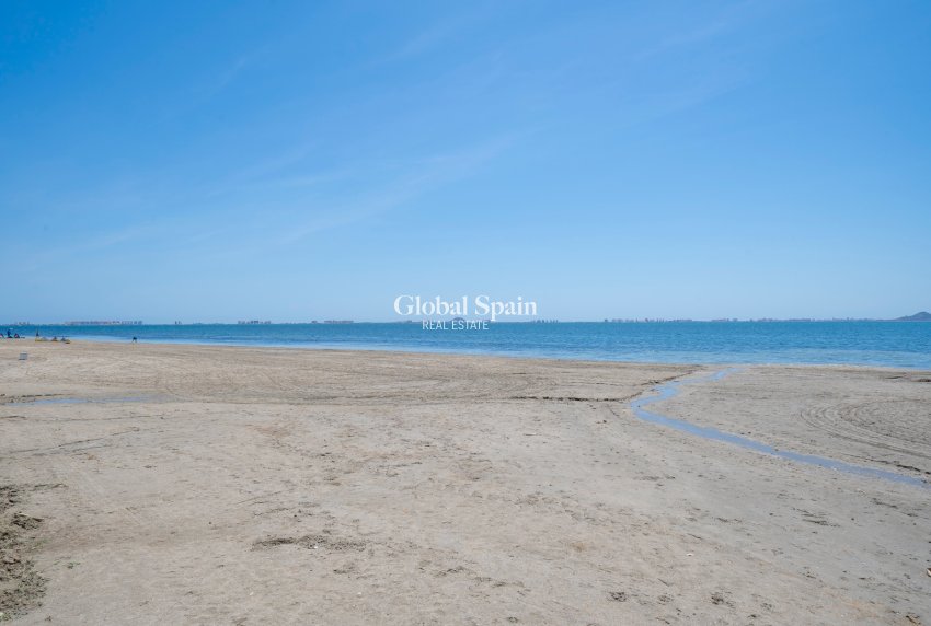 Revente - Duplex -
LOS ALCÁZARES - Los Montesinos