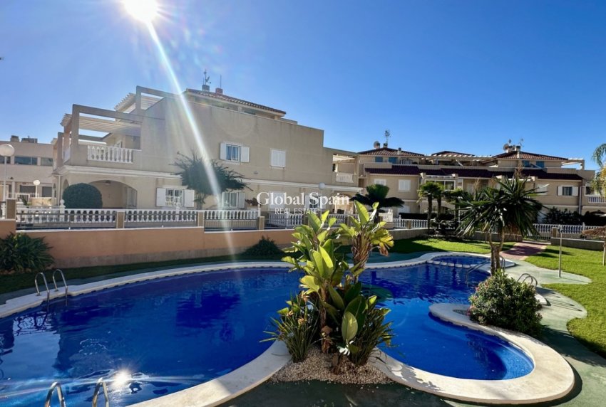 Revente - Duplex -
ORIHUELA COSTA - Playa Flamenca