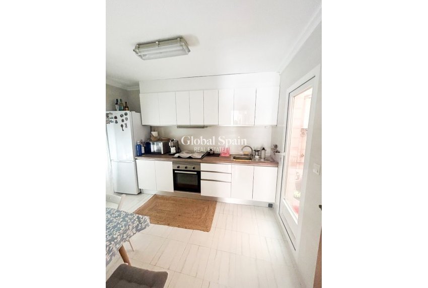 Revente - Duplex -
TORREVIEJA - Center