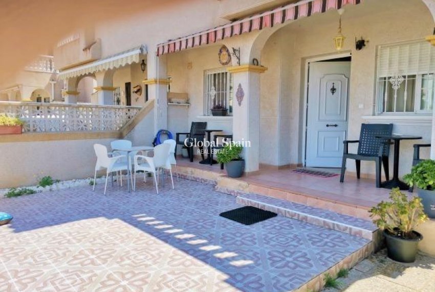 Revente - Duplex -
TORREVIEJA - El limonar