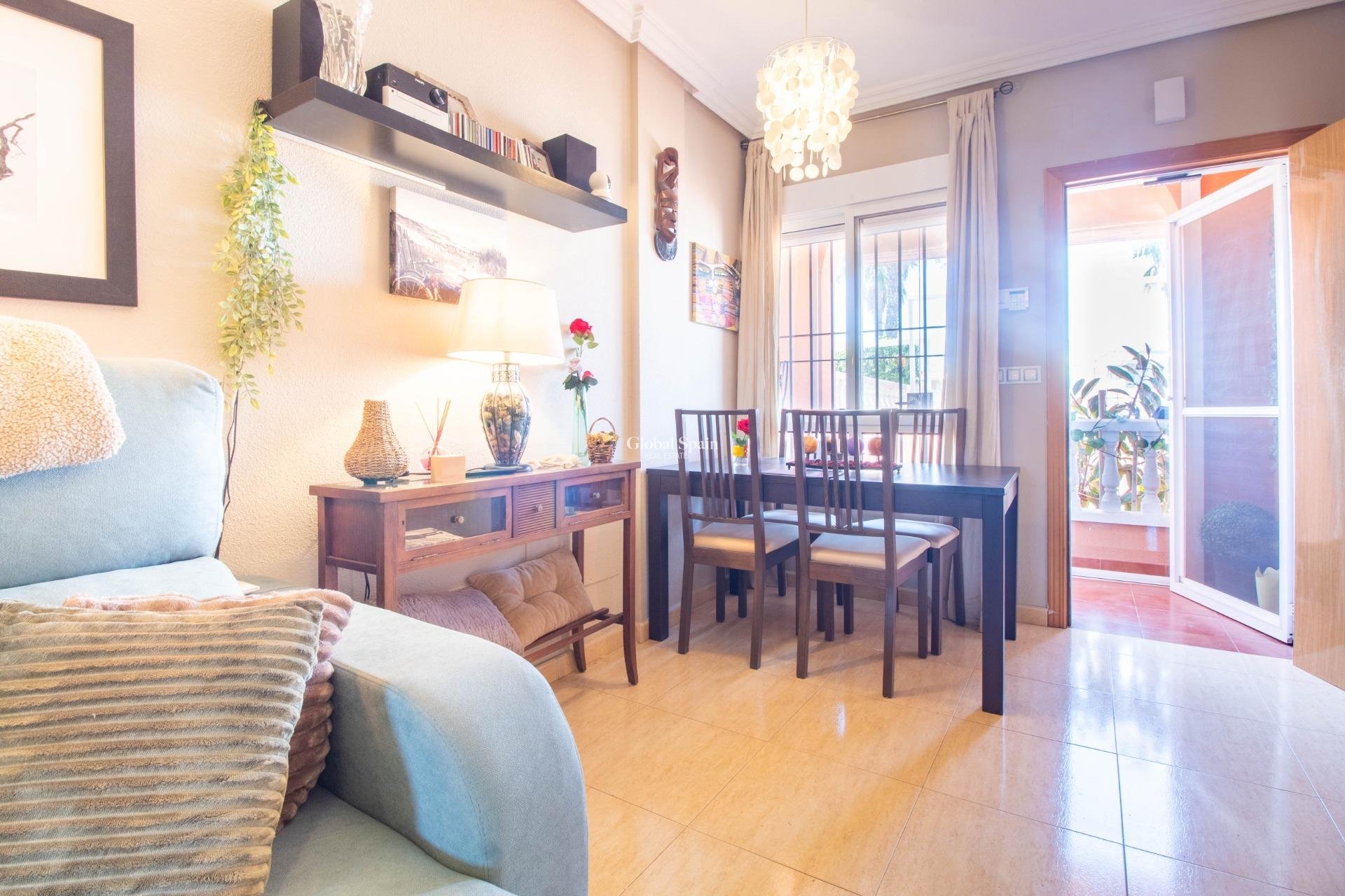 Revente - Duplex -
TORREVIEJA - La Siesta - El Salado - Torreta