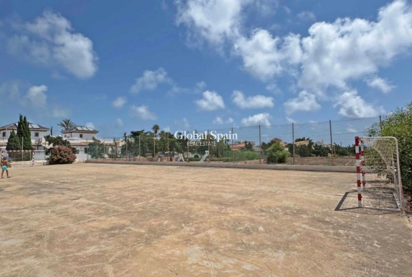 Revente - Duplex -
TORREVIEJA - Torrelamata - La Mata