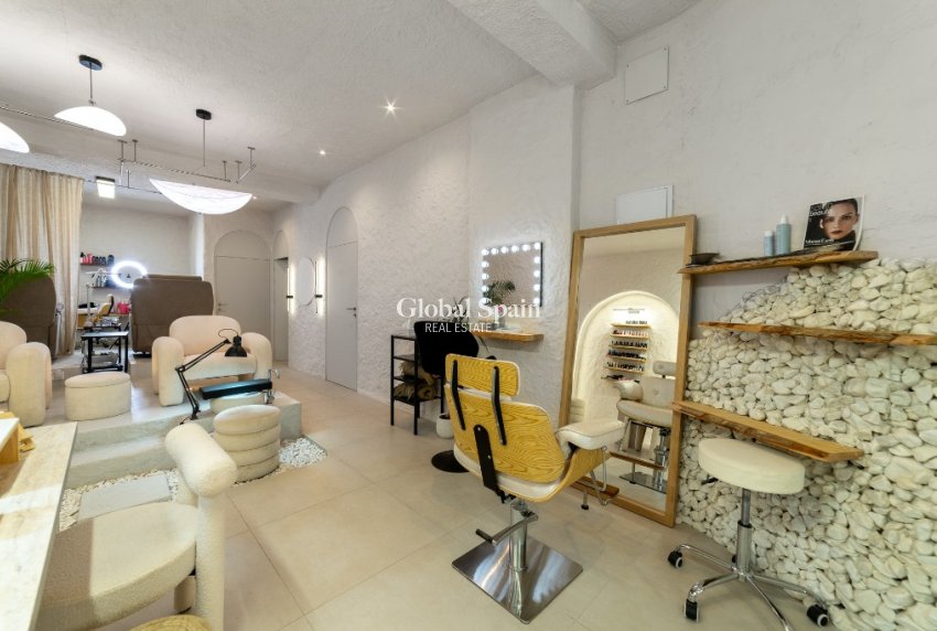 Revente - Entreprise -
ALICANTE - Center