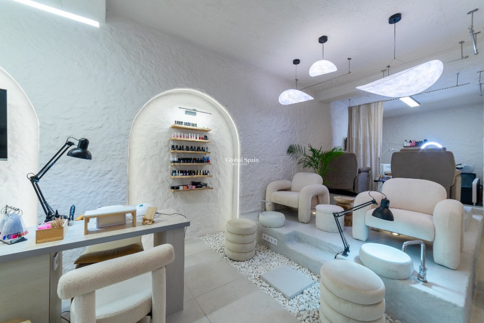 Revente - Entreprise -
ALICANTE - Center