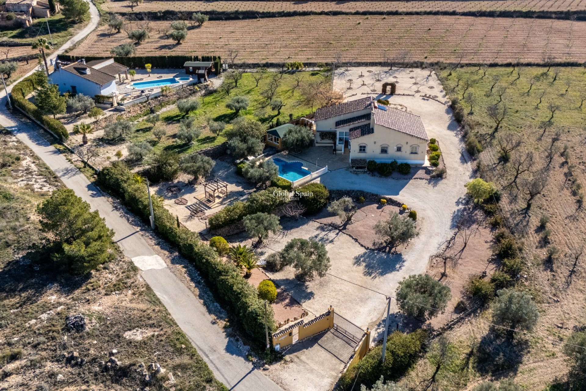Revente - Finca - Propriété rurale -
LA ZARZA - La Zarza