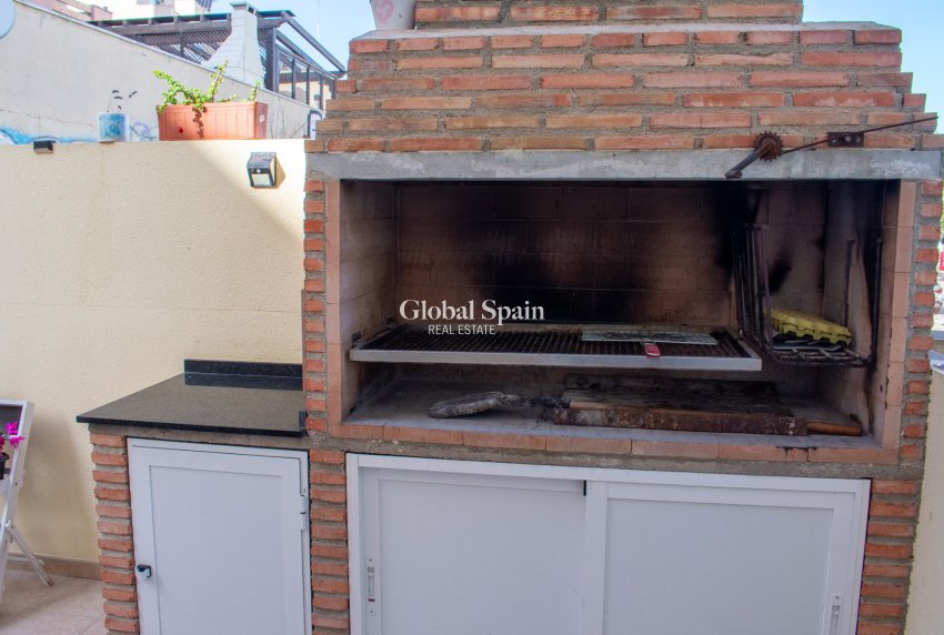 Revente - Jumelé -
GUARDAMAR DEL SEGURA