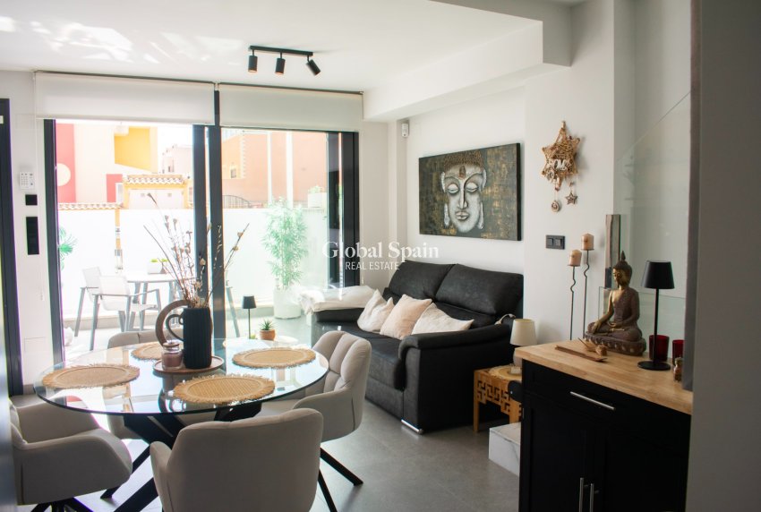 Revente - Jumelé -
GUARDAMAR DEL SEGURA