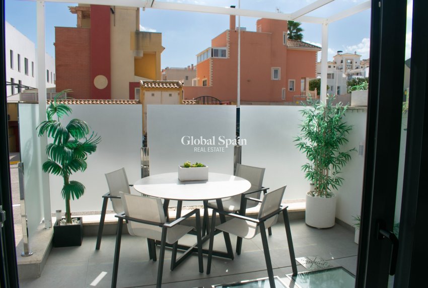 Revente - Jumelé -
GUARDAMAR DEL SEGURA