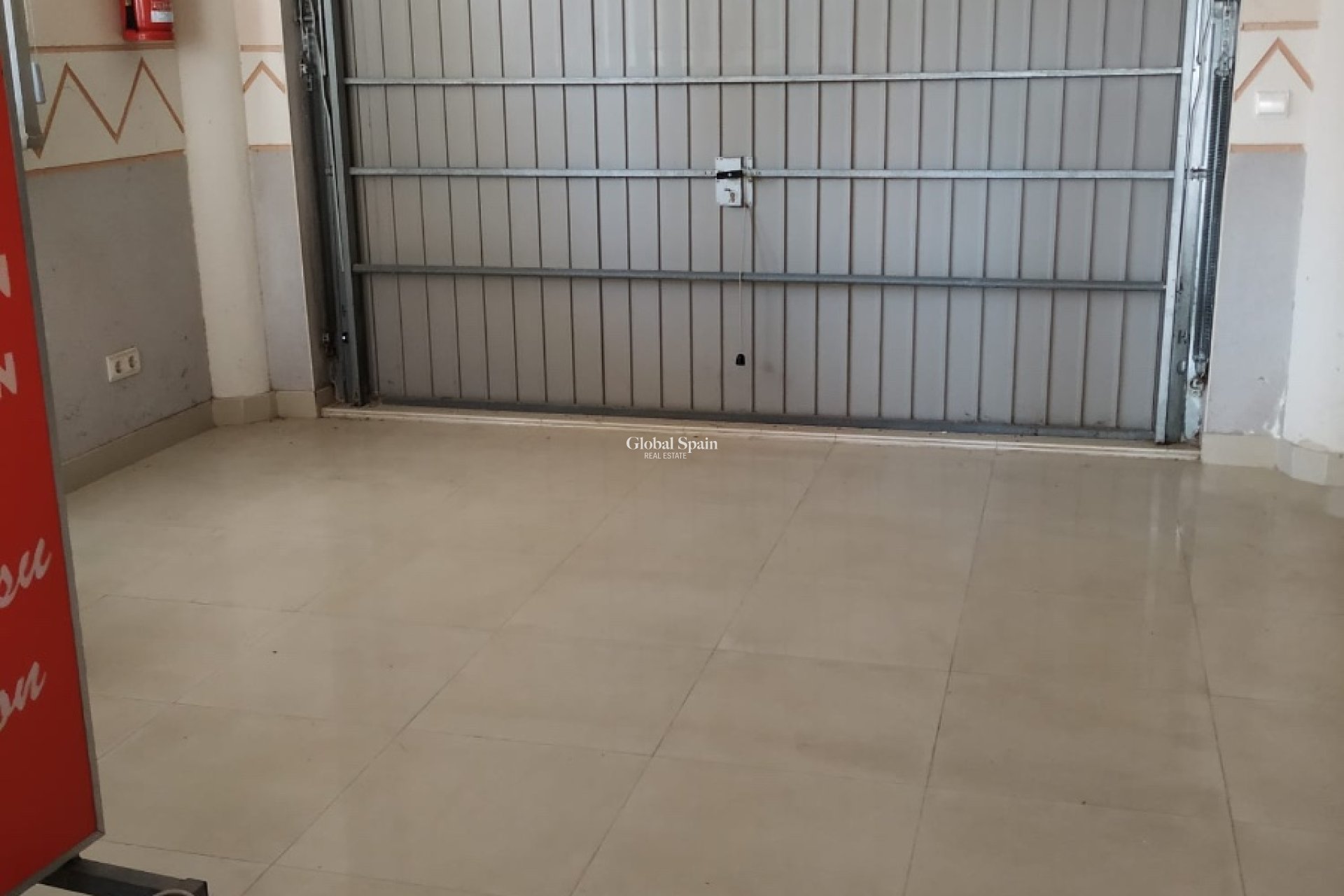 Revente - Locale -
BELLREGUARD - Playa