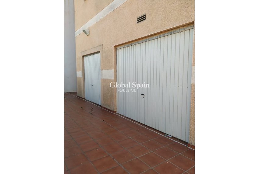 Revente - Locale -
Bellreguard - Playa