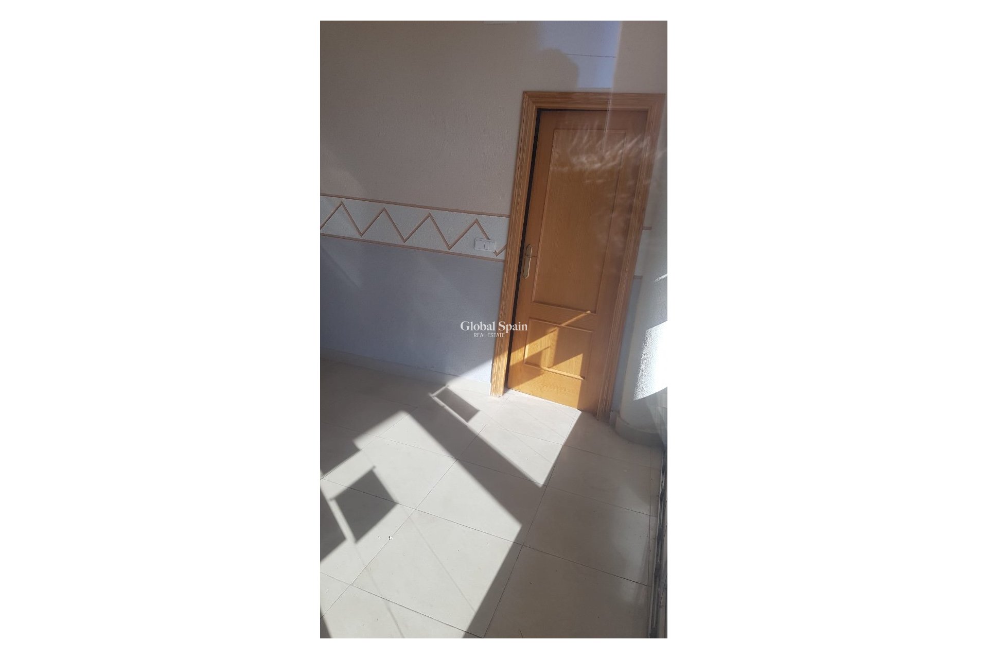 Revente - Locale -
Bellreguard - Playa