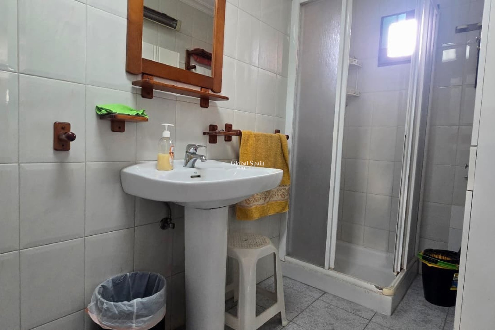 Revente - Locale -
BENIDORM - Centro