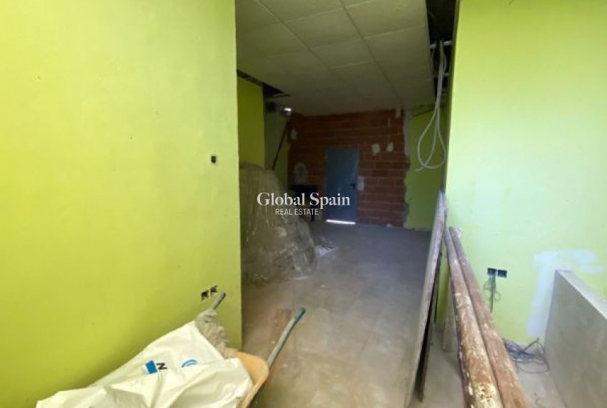 Revente - Locale -
BENIDORM - Levante