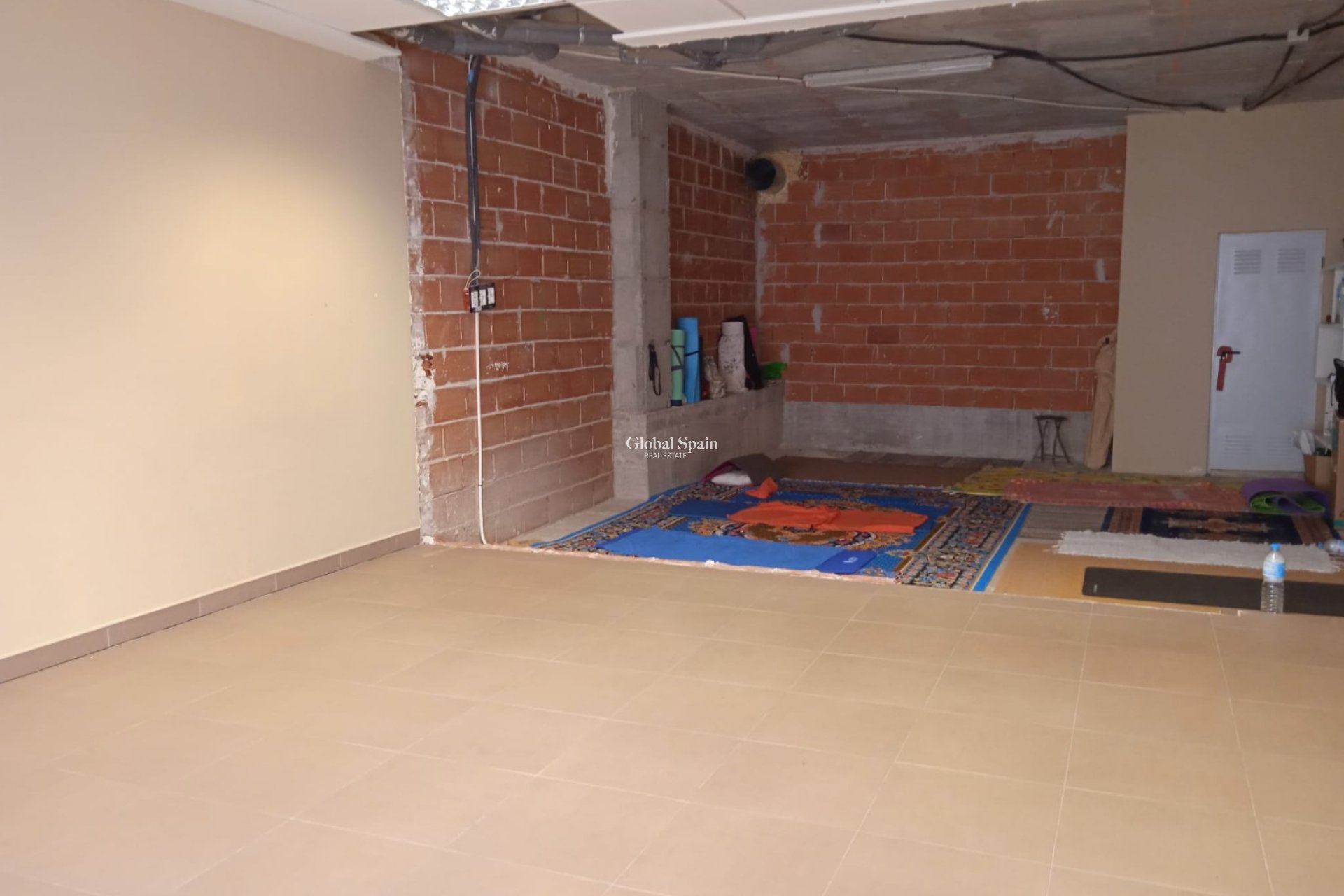 Revente - Locale -
BENIDORM - Levante