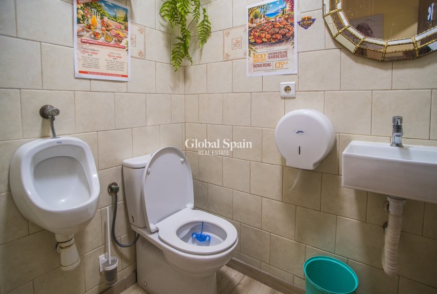 Revente - Locale -
ORIHUELA - Los Balcones Y los Altos