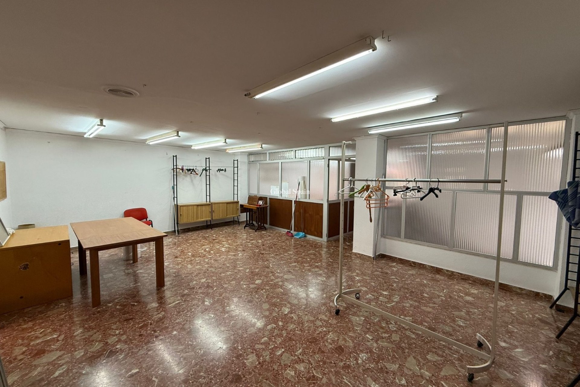 Revente - Locale -
TABERNES DE VALLDIGNA - Pueblo