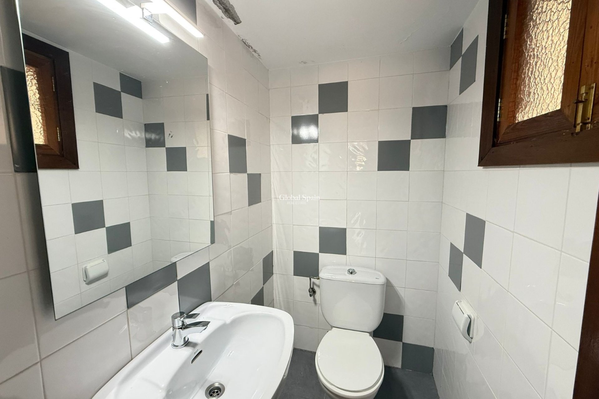 Revente - Locale -
TABERNES DE VALLDIGNA - Pueblo