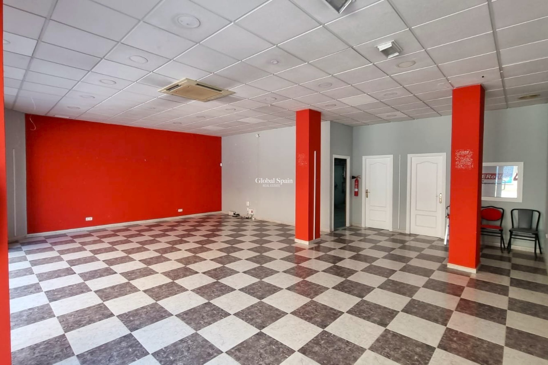 Revente - Locale -
VILLAJOYOSA - Villajoyosa