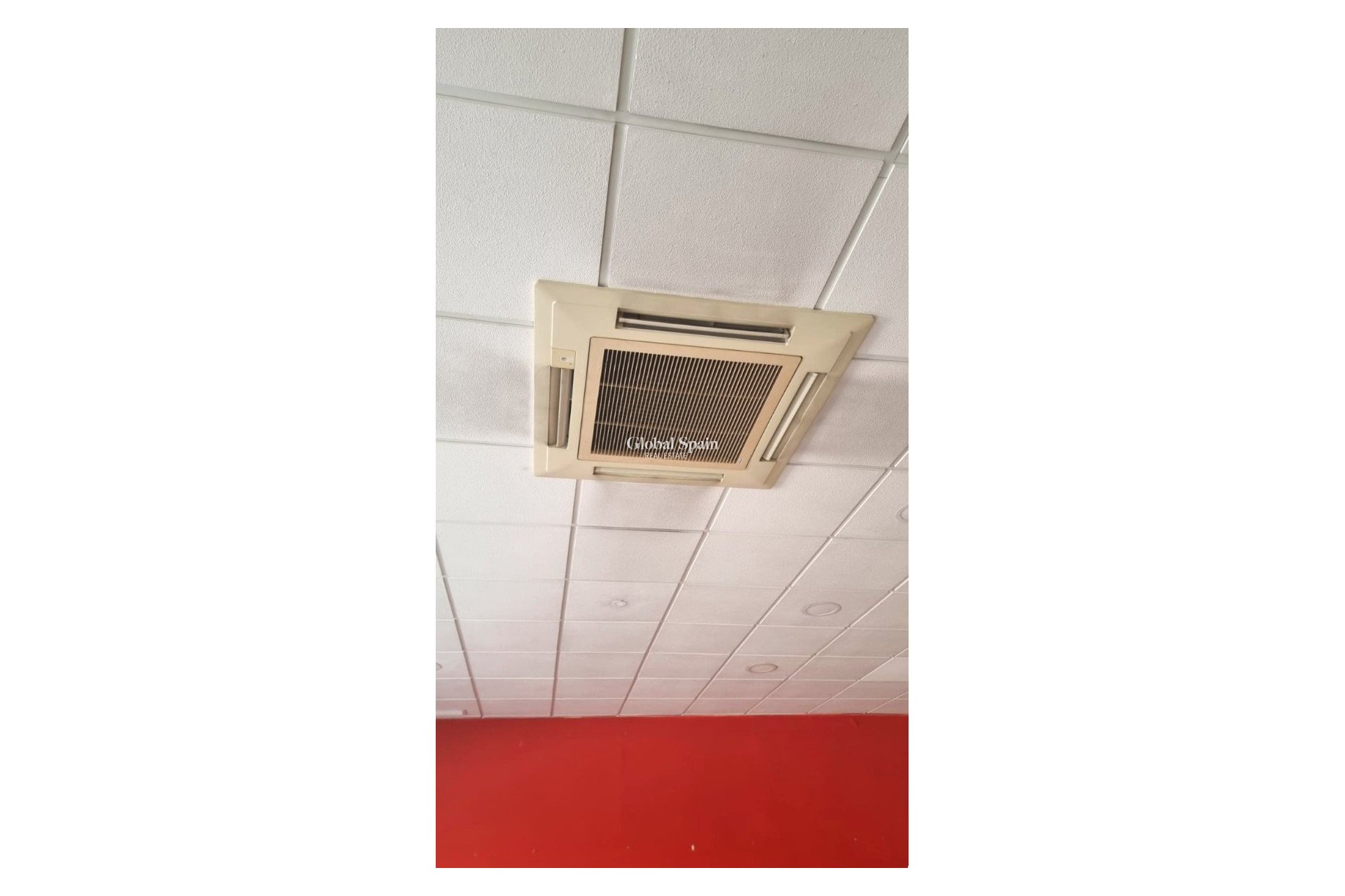 Revente - Locale -
VILLAJOYOSA - Villajoyosa