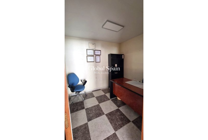 Revente - Locale -
VILLAJOYOSA - Villajoyosa