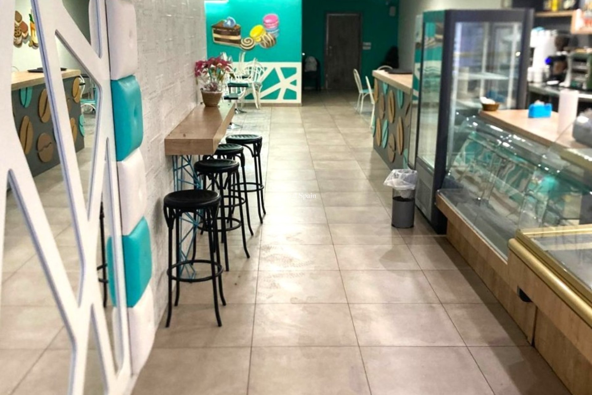 Revente - Locale -
VILLAJOYOSA - Villajoyosa
