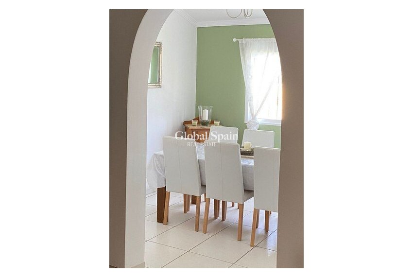 Revente - MAISON -
ALBATERA - Inland